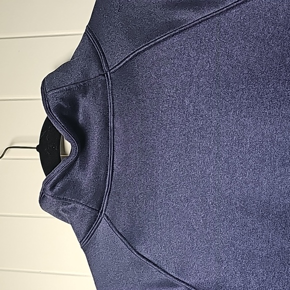 North Face XL periwinkle pullover - Picture 9 of 16